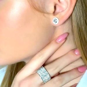 Silver ring with sparkling crystals